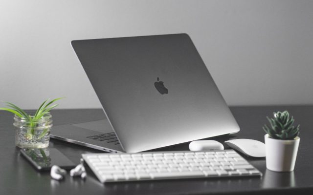 Comment paramétrer une réponse automatique avec Mail de macOS ?