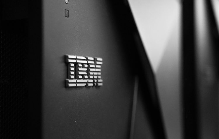 IBM dévoile Granite 4.0 : Vers des modèles de langage plus efficaces et certifiés