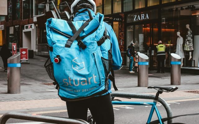 Le co-transportage en France : une solution de livraison entre particuliers qui séduit