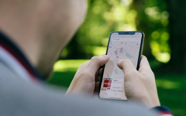 Comment localiser un numéro de téléphone avec Google Maps gratuitement