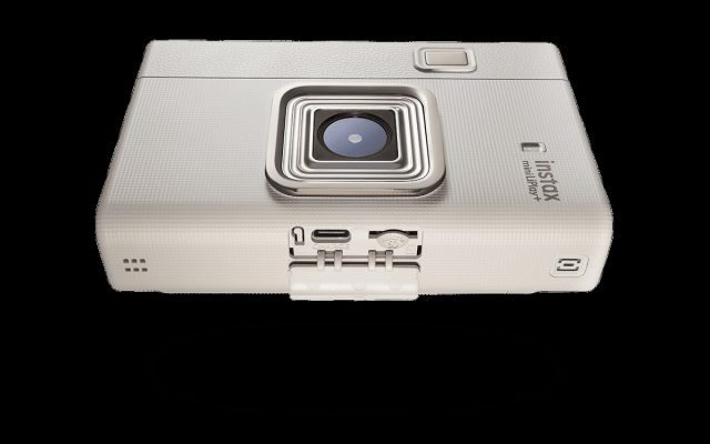 Instax Mini LiPlay+ : Fujifilm innove sans trahir l&rsquo;esprit de l&rsquo;instantané