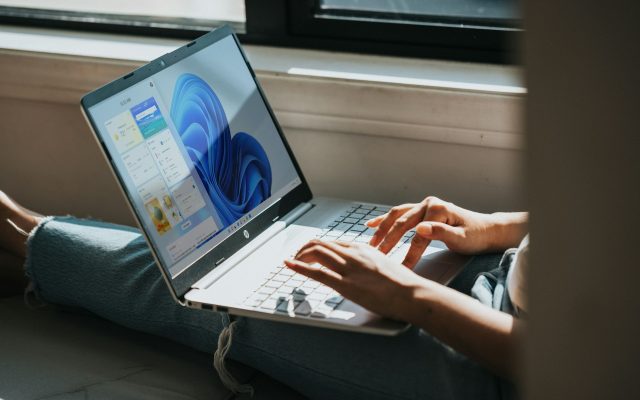 Windows 11 26H1 : une mise à jour exclusive aux PC équipés de Snapdragon X2