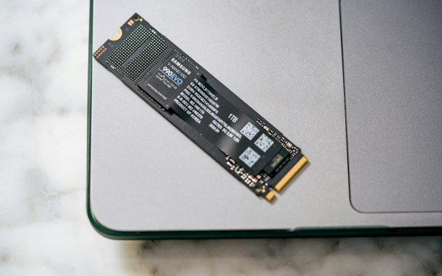 Windows 11 : mise à jour et impact sur les performances des SSD