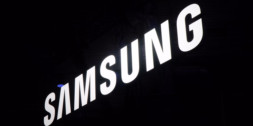 Samsung face à la plainte de Dua Lipa pour utilisation d’image sans autorisation