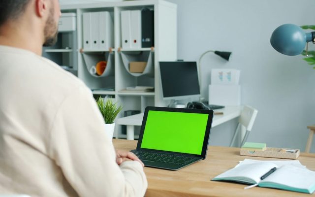 Tout savoir sur le congé parental supplémentaire de deux mois en France