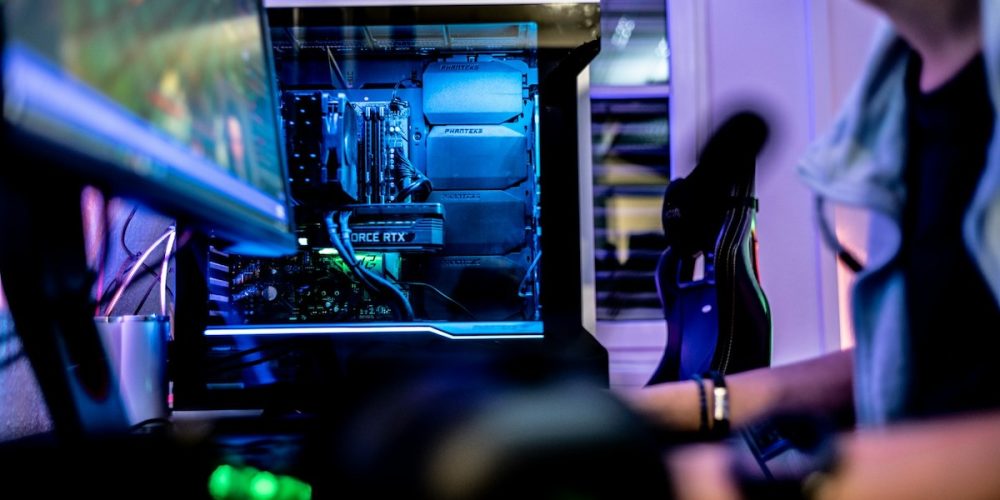 Pourquoi Microsoft recommande 32 Go de RAM pour PC gaming en 2026