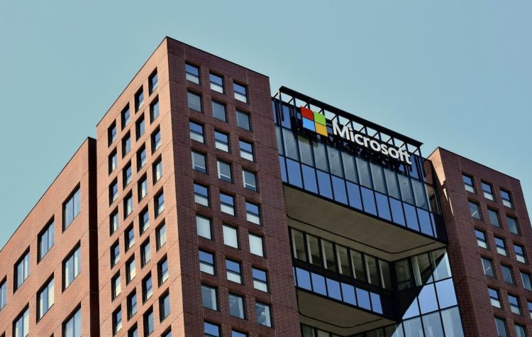 Pourquoi les entreprises paient l&rsquo;intelligence artificielle sans retour sur investissement immédiat